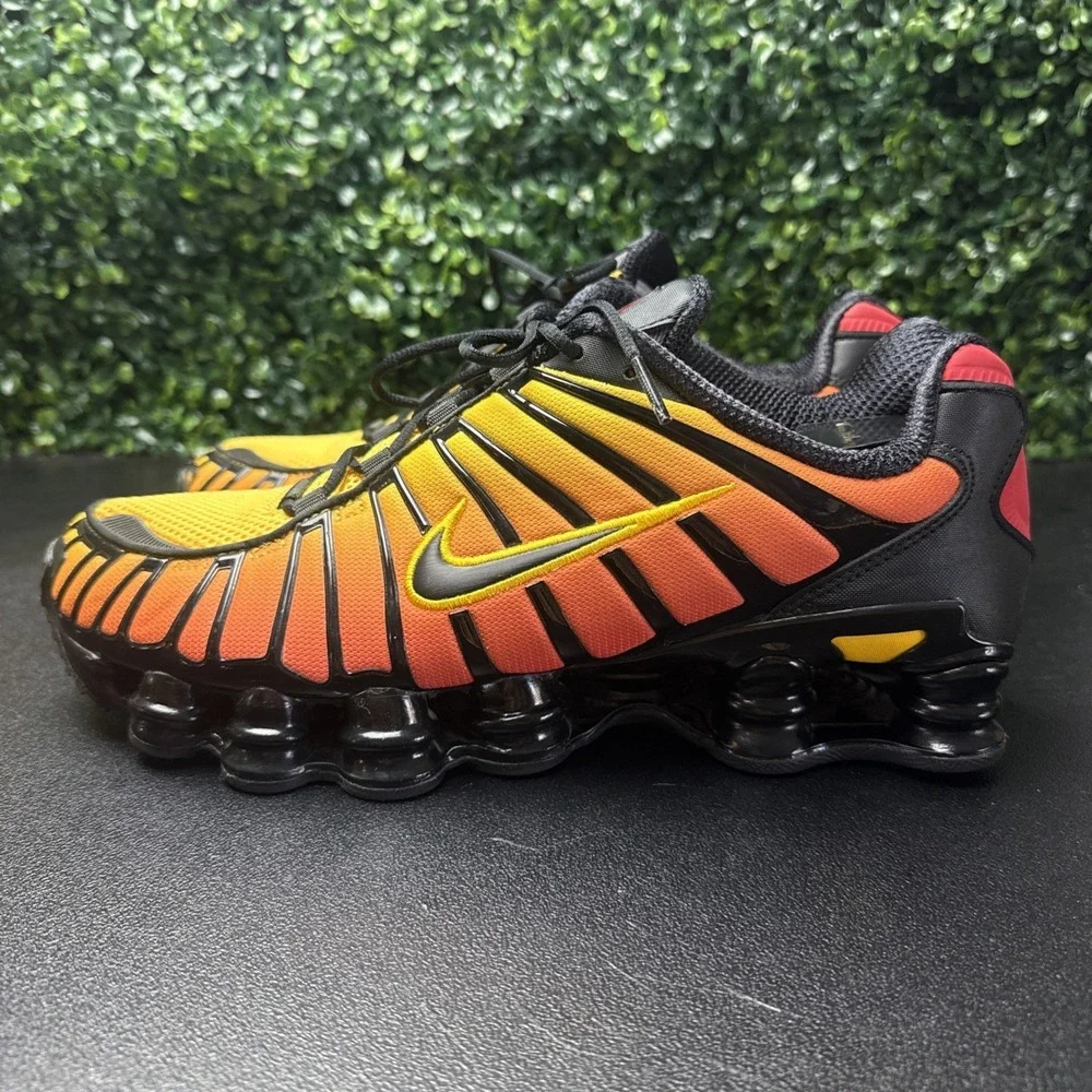 Nike Shox TL Sunrise Gradient Sneakers Mens Size 11 Shoes AV3595-004